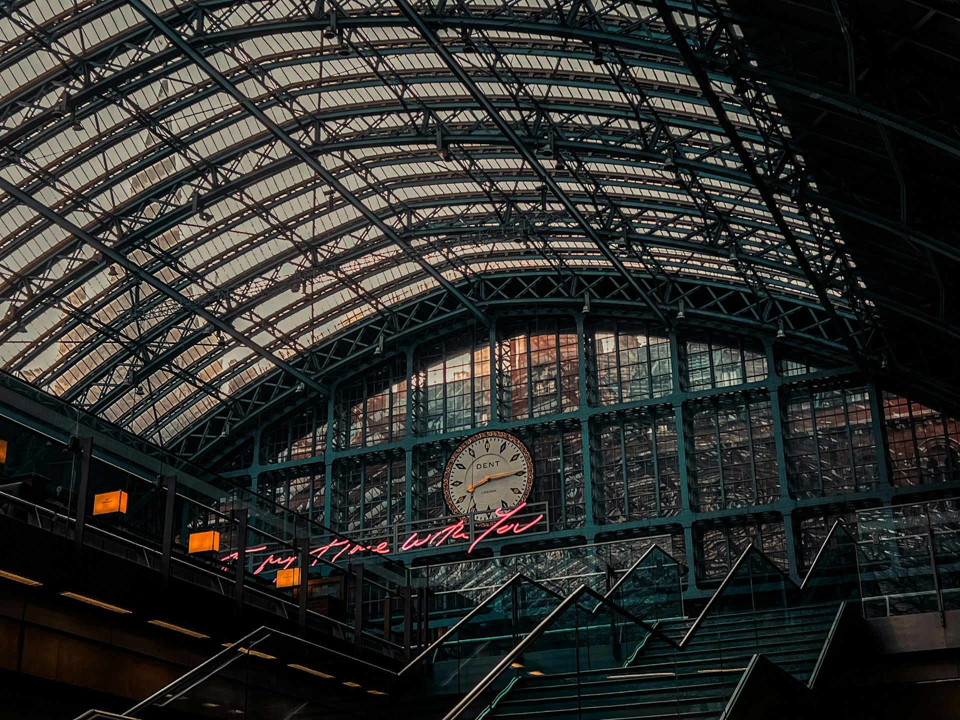 st pancras station luggage storage