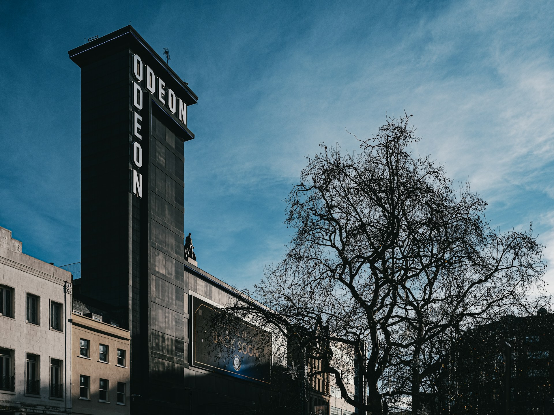 leicester square luggage storage
