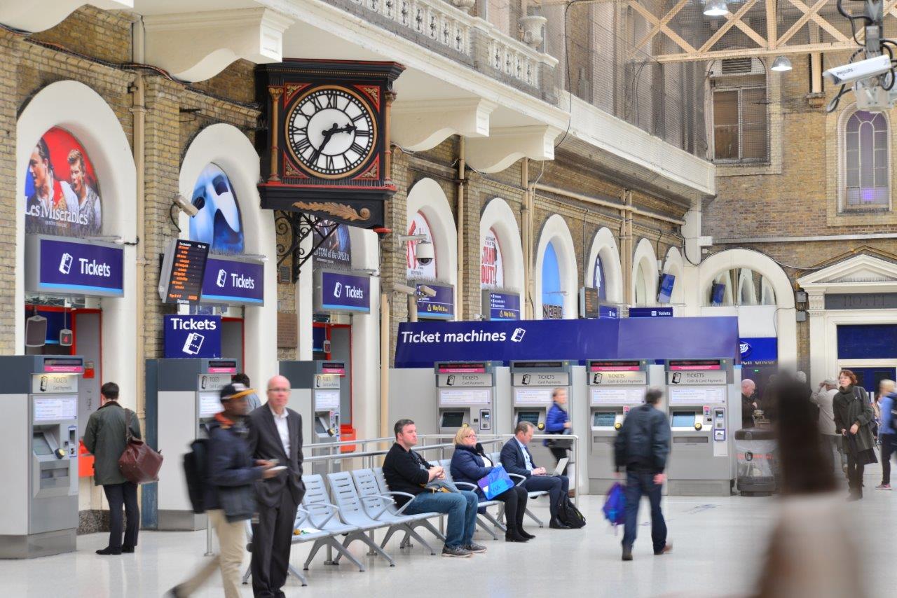 London Charing Cross Station Luggage Storage Guide 2025